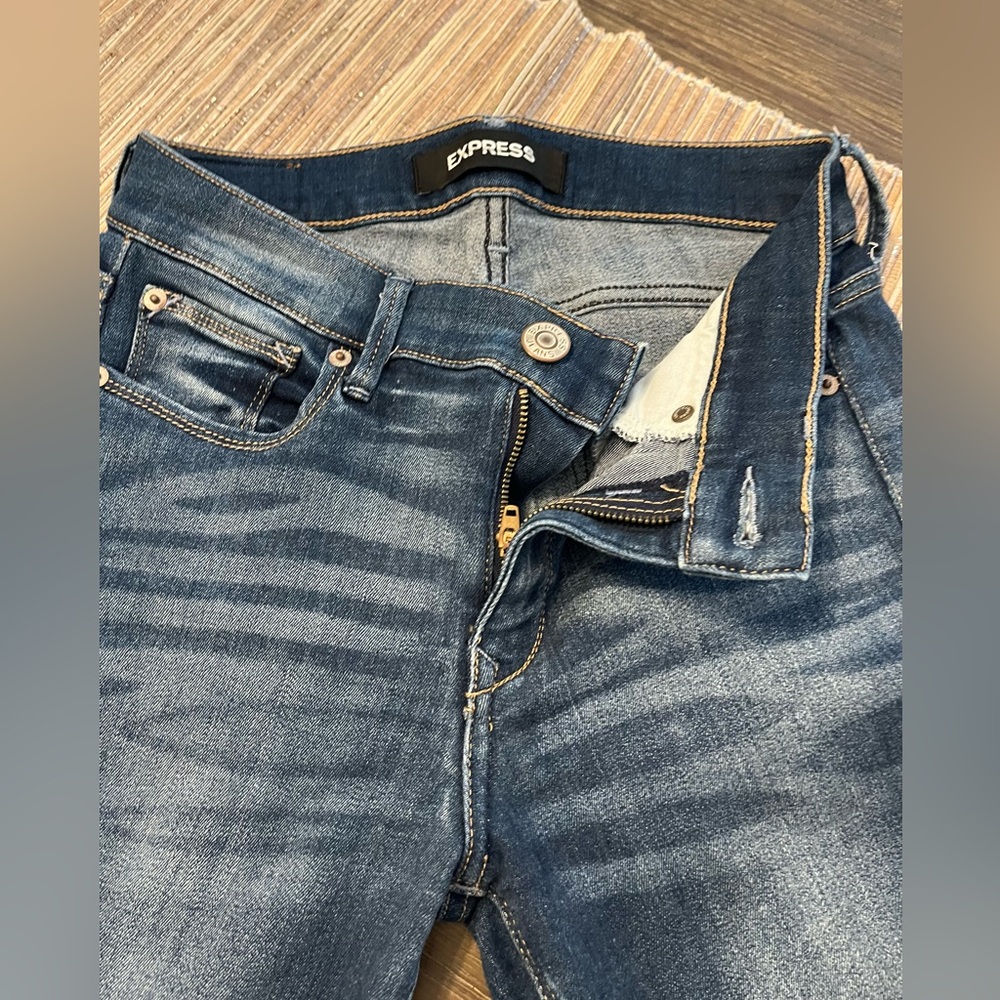 Express Legging Ankle Jeans!
